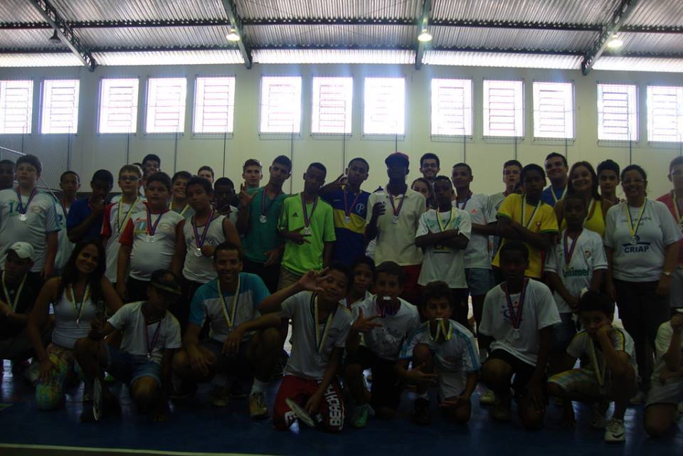 Leia mais sobre o artigo Campeonato de Badminton é atração em Santos Dumont, com aspecto social