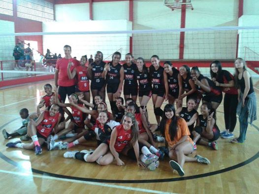 Leia mais sobre o artigo Vôlei: JF leva primeiras colocações em etapa regional dos 3° Jogos SESI Atleta do Futuro