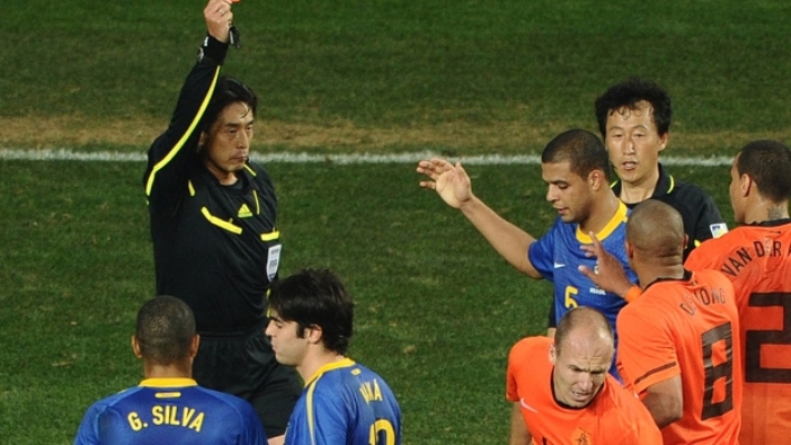 Leia mais sobre o artigo Árbitro da eliminação do Brasil em 2010 apita a abertura da Copa