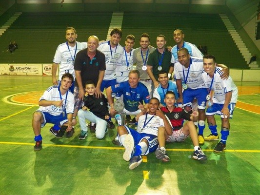 Leia mais sobre o artigo Dose dupla! Após título na master, Rezato é campeão no adulto da Copa Prefeitura Bahamas de Futsal