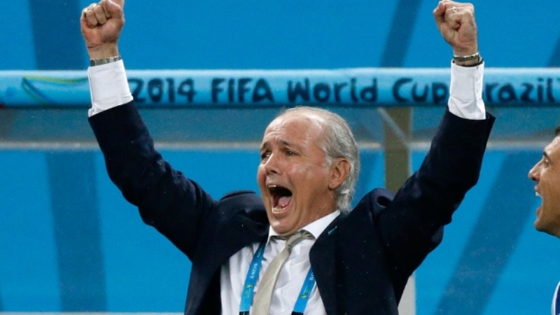 Leia mais sobre o artigo Sabella se diz admirador do futebol alemão: força mental, planejamento e ‘sul-americanos’