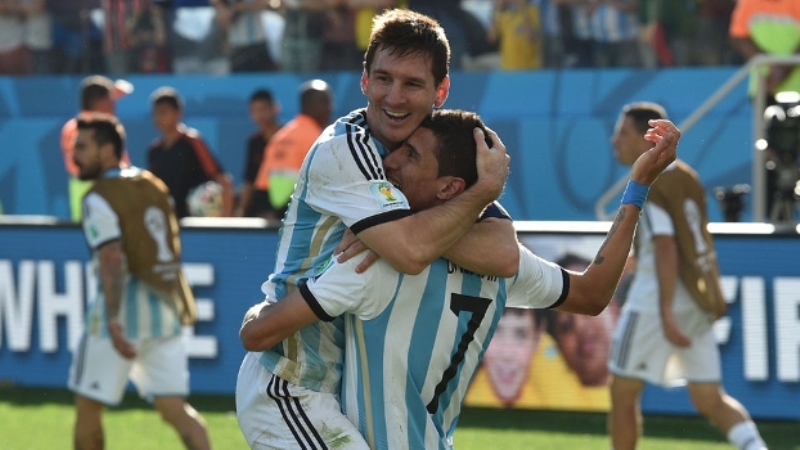 Leia mais sobre o artigo Na prorrogação, Messi e Di Maria colocam Argentina nas quartas de final