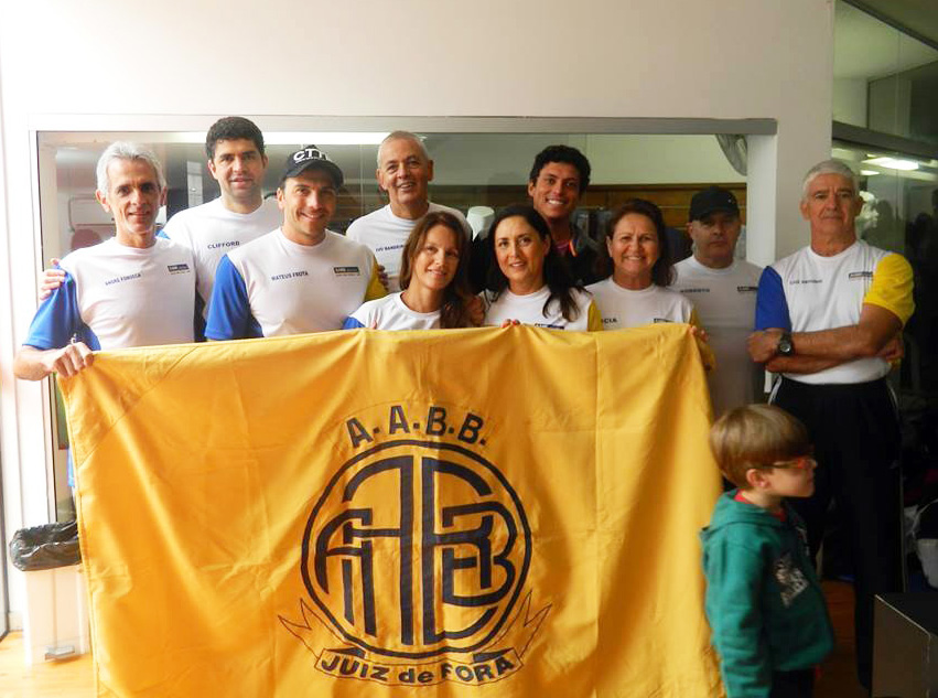 Leia mais sobre o artigo Natação Master da AABB-JF traz medalhas e recordes de Petrópolis