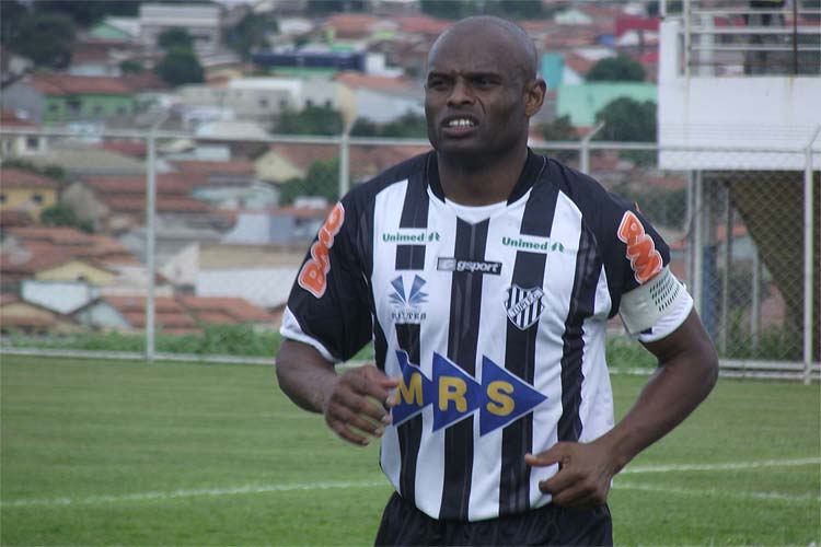 Leia mais sobre o artigo Com autoridade e retorno de Adê, Tupi vence Caxias no sul por 3 a 0 e volta ao G4