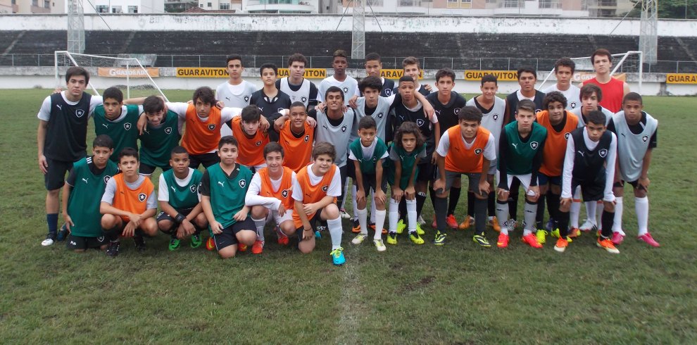 Leia mais sobre o artigo Projeto Botafogo Academy anuncia seletiva em Juiz de Fora dia 24
