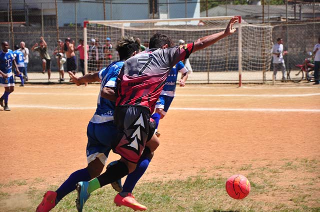 Leia mais sobre o artigo Copa Prefeitura Bahamas de Futebol Amador 2014: veja resultados do Boletim 4 e tabela do Boletim 5