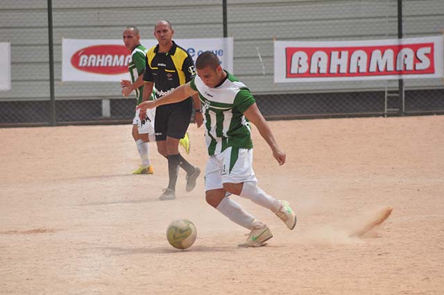 Leia mais sobre o artigo Copa Prefeitura Bahamas de Futebol Amador 2014: Boletim 4 tem 61 partidas