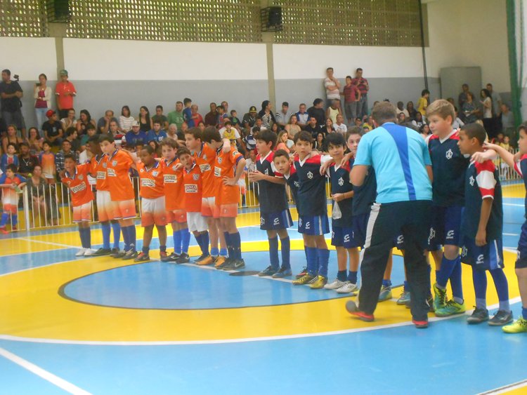Leia mais sobre o artigo 2ª Copa Toque de Bola de Futsal tem abertura no sábado. Veja jogos