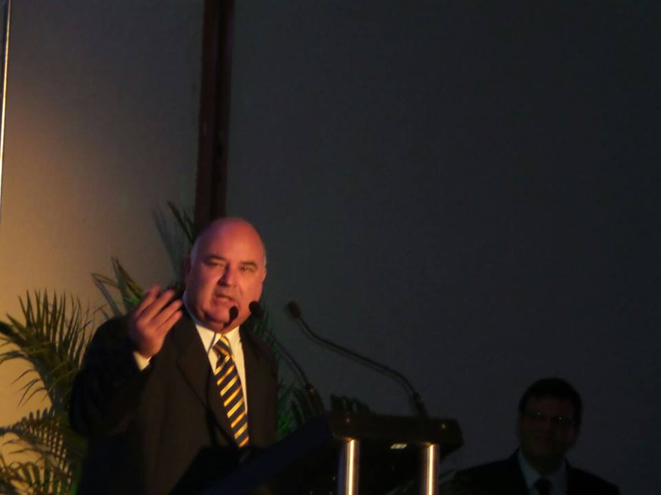 Leia mais sobre o artigo Radamés assume Superliga propondo ouvir os clubes e cita com carinho vôlei local e Mário Helênio