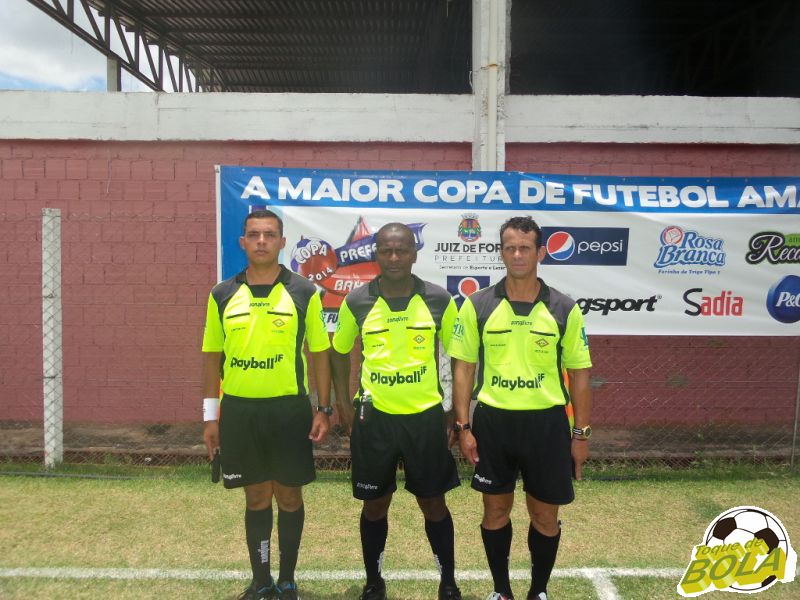 Leia mais sobre o artigo Elogiado até pelo vice, árbitro da final adulta da Copa Prefeitura Bahamas mantém humildade e agradece colegas