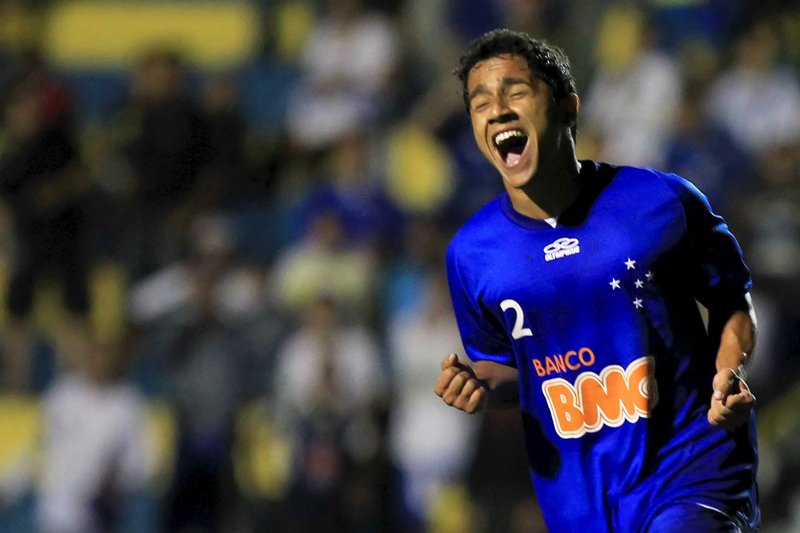 Leia mais sobre o artigo Reforço, Hugo Sanches comemora acerto com Tupi: “Sempre acompanhei o clube”