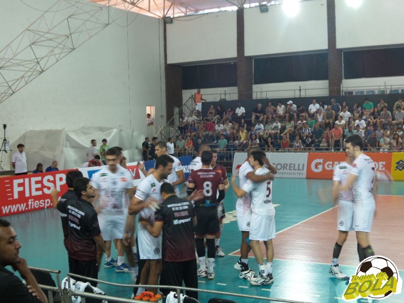 Leia mais sobre o artigo Após vencer Sesi, UFJF tenta surpreender Sada Cruzeiro na Copa Brasil de Vôlei