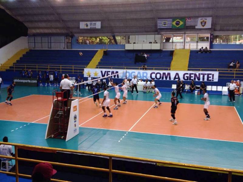 Leia mais sobre o artigo UFJF faz 3 sets a 0 em São José, conquista terceira vitória seguida e está mais perto do oitavo lugar