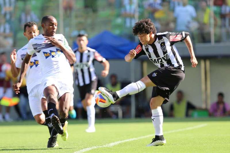 Leia mais sobre o artigo Falhas no início decretam derrota do Tupi para o Atlético na estreia: 2 a 0. Caldense goleia e lidera