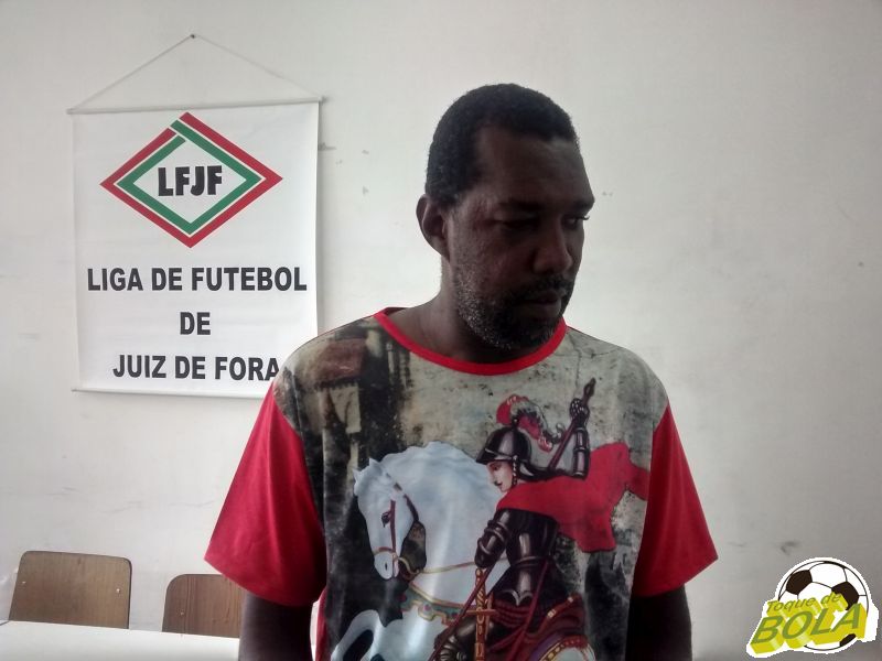 Leia mais sobre o artigo Árbitro agredido diz que continuará apitando. Liga anuncia medidas judiciais e estuda ações preventivas