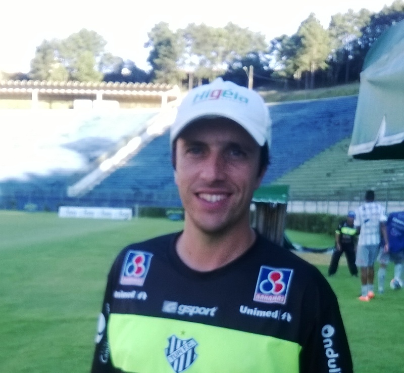 Leia mais sobre o artigo Luis Augusto exalta grupo: “O que faz o nome do preparador físico é a dedicação do atleta”