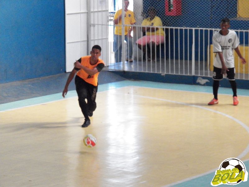 Leia mais sobre o artigo Copa Prefeitura Bahamas de Futsal: superação marca São Bernardo 3×2 Central