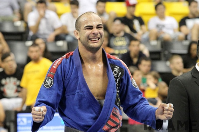 Leia mais sobre o artigo Bernardo Faria, top mundial: “Falava que viveria do jiu-jítsu e achavam que estava brincando”