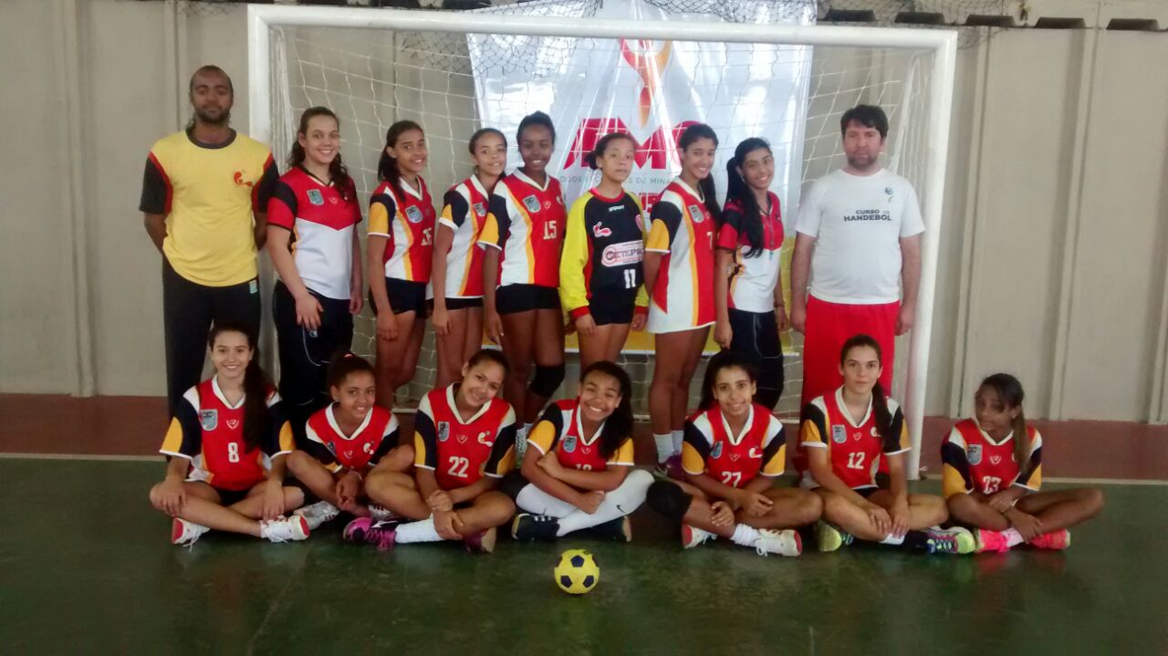 Leia mais sobre o artigo JEMG: meninas de Juiz de Fora fecham invictas a primeira fase. Veja resultados