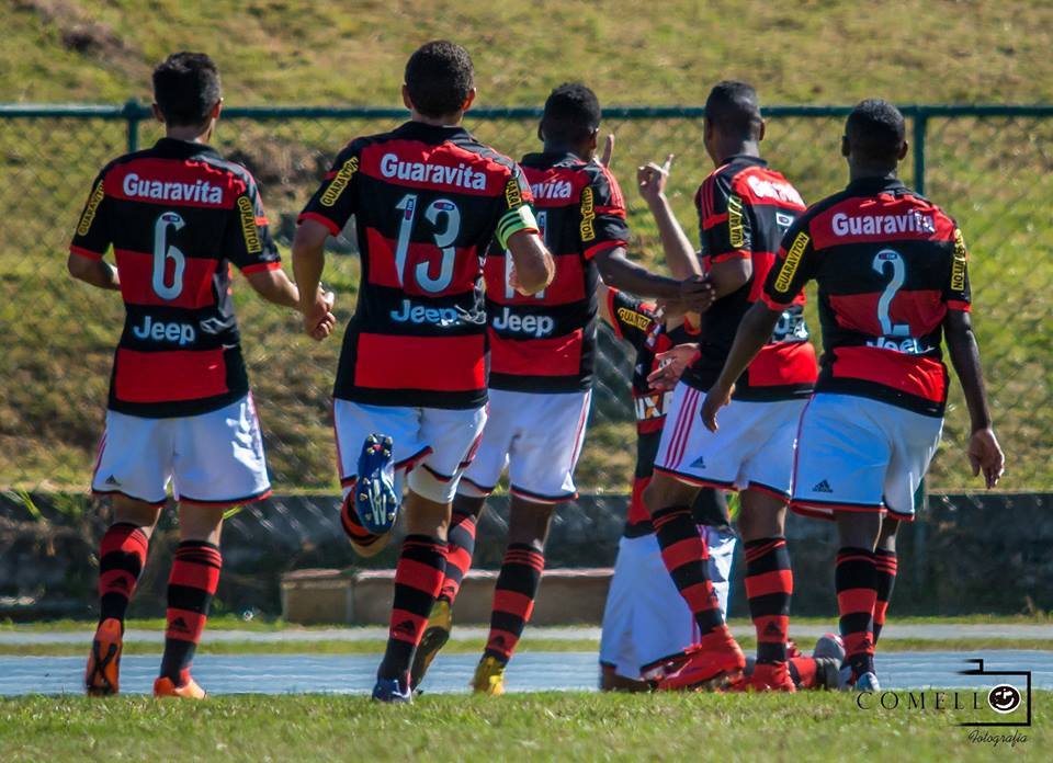 Leia mais sobre o artigo Coritiba e Flamengo avançam na Taça BH Sub 17. Botafogo e Grêmio eliminados