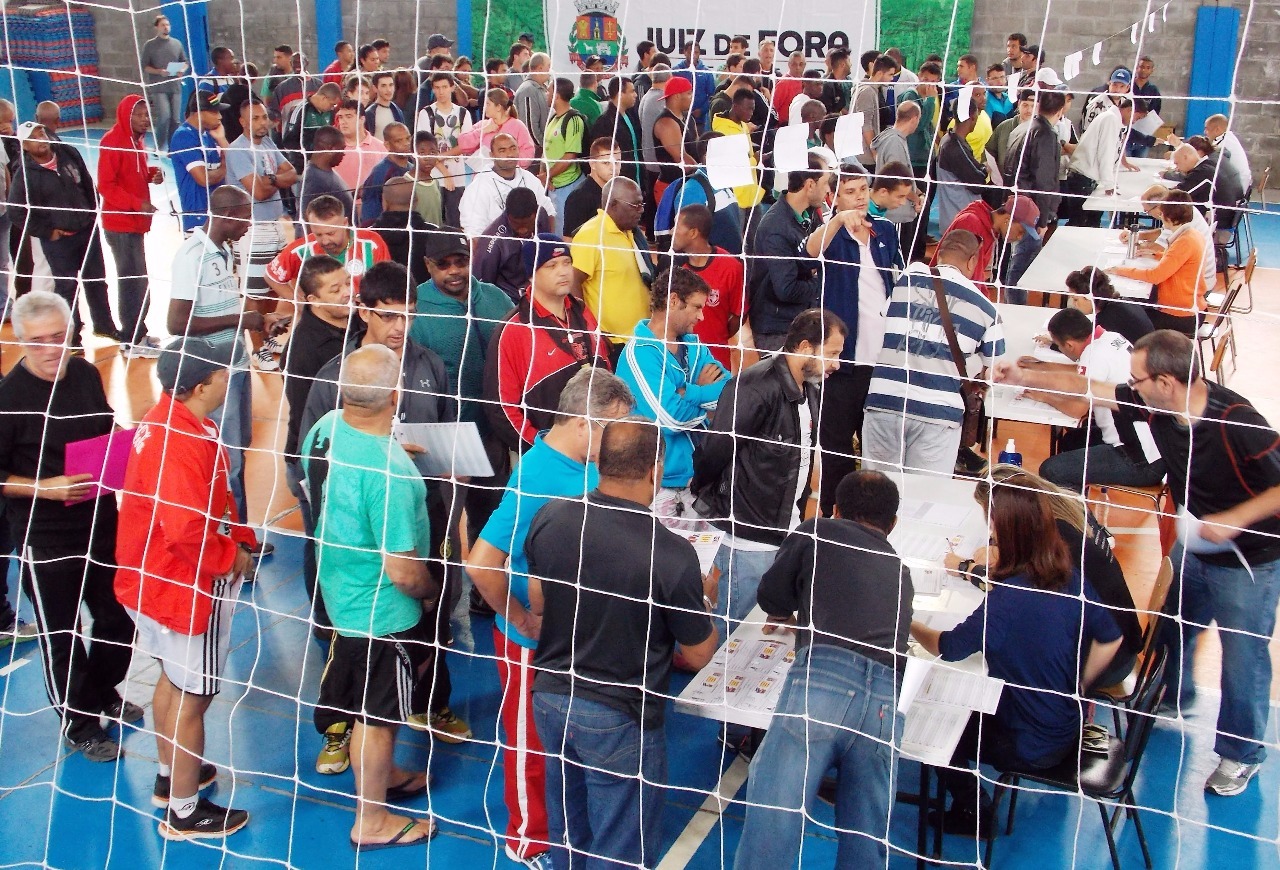 Leia mais sobre o artigo Copa Prefeitura Bahamas de Futebol Amador: veja prazos para devolver fichas e datas de desfile e congressos