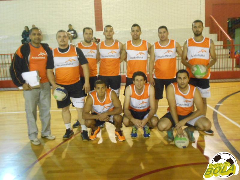 Leia mais sobre o artigo Jogos Sesi: Arcelor bate Cesama duas vezes e comemora título no vôlei masculino
