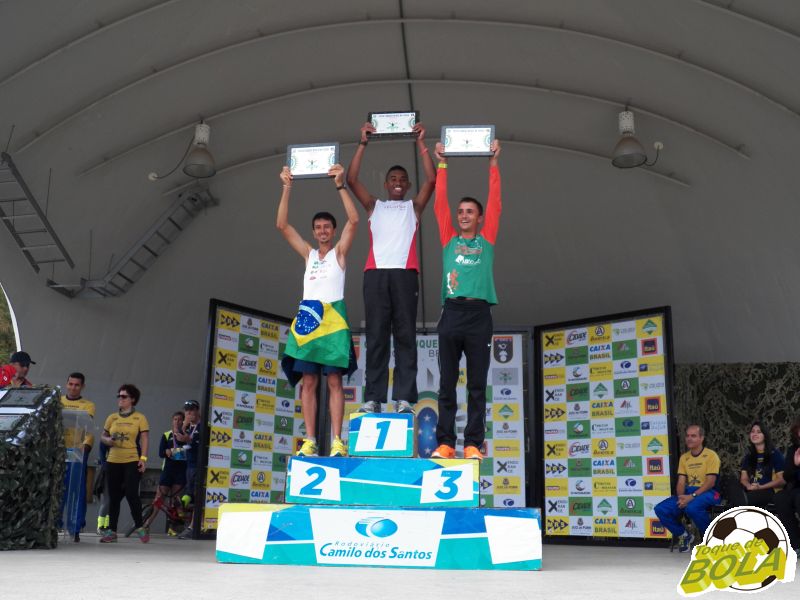 Leia mais sobre o artigo Aos 18 anos, atleta do Cria Sesi UFJF ouro na Duque de Caxias mira Brasileiros em 2016