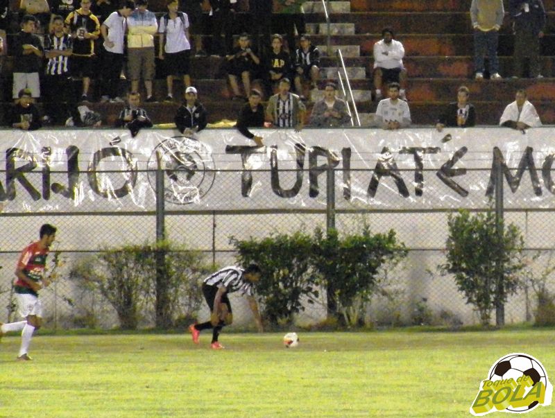 Leia mais sobre o artigo Sem gol pelo Tupi, Felipe Augusto lamenta defesa após arrancada: “Foi uma bela jogada”