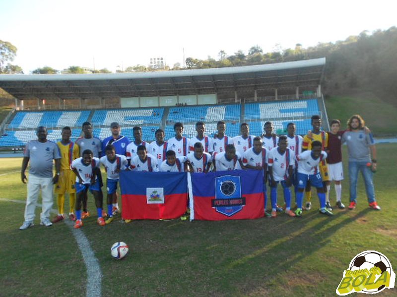 Leia mais sobre o artigo Com juizforanos na Comissão Técnica, futebol das Pérolas Negras chama atenção de clube brasileiro