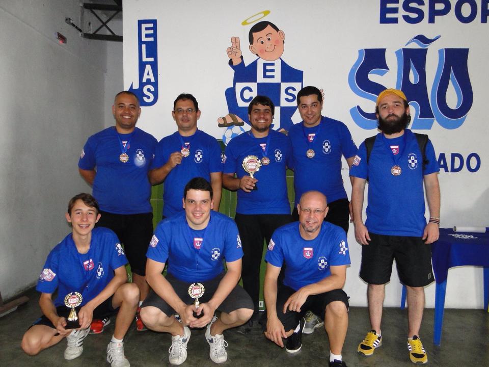 Leia mais sobre o artigo São Carlos/Futrica é o primeiro campeão mineiro de futebol de mesa no dadinho