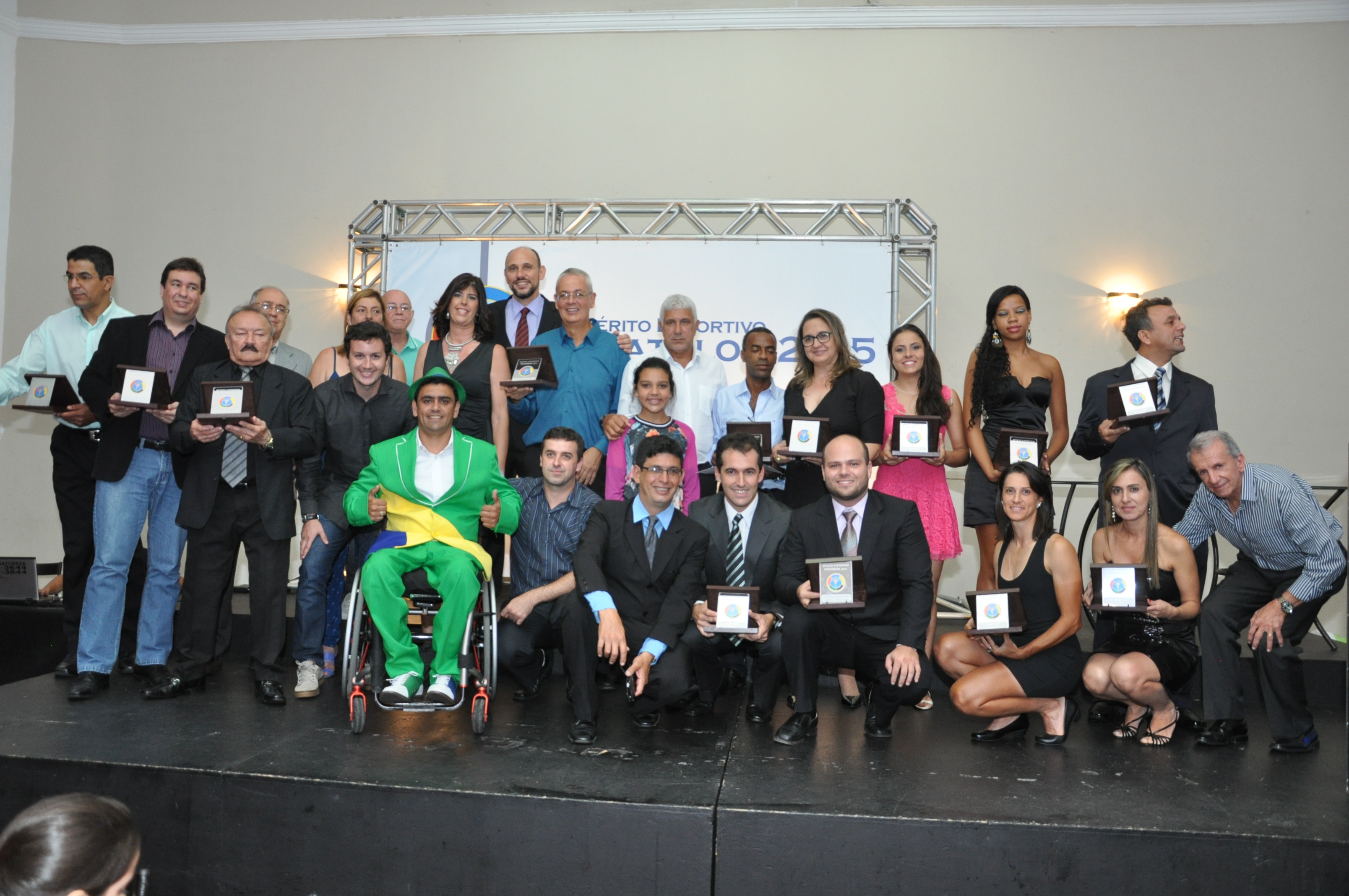 Leia mais sobre o artigo Mérito Esportivo Panathlon 2015: emoção e reconhecimento ao esporte local e regional. Veja fotos