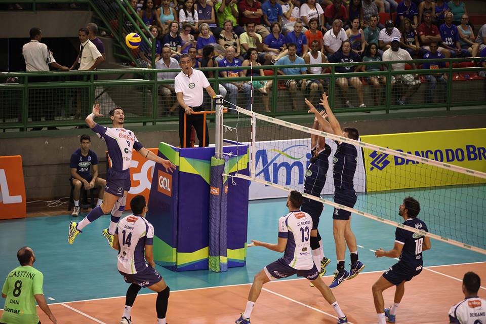 Leia mais sobre o artigo Próximo adversário do JF Vôlei, Bento busca vaga nos playoffs da Superliga. Copa Brasil aponta semifinalistas