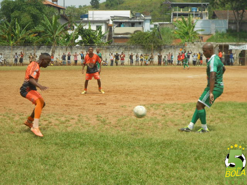 Leia mais sobre o artigo Copa JF de Futebol Amador 2016 tem três finais domingo. Veja resultados e próximos jogos