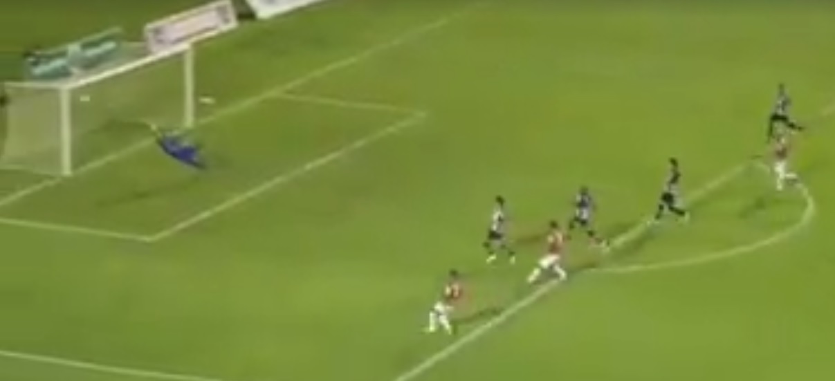 Leia mais sobre o artigo Tupi 0 x 1 Villa: “Se estivéssemos jogando até agora, a bola talvez não tivesse entrado ainda”