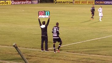 Leia mais sobre o artigo Apesar da goleada, técnicos apontam equilíbrio. Drubscky comemora resultado e elogia Papão: “Esse time vai subir”