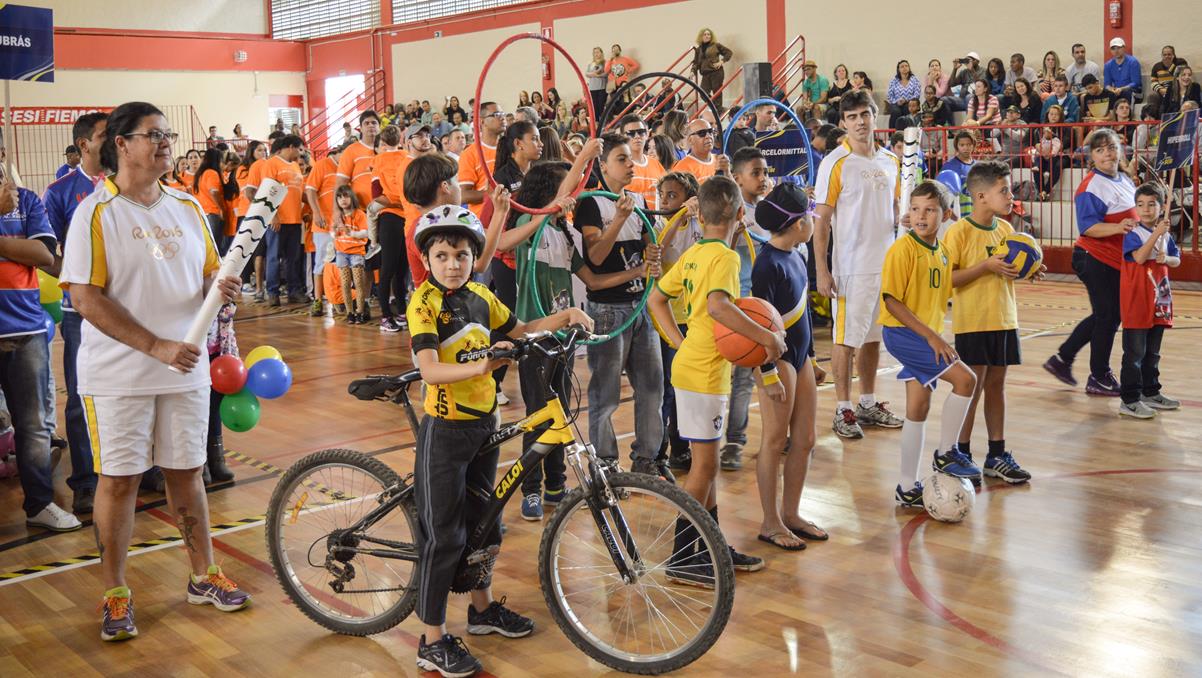 Leia mais sobre o artigo Jogos Sesi Juiz de Fora: 30ª edição tem abertura com novidades e ambiente olímpico. Veja dezenas de fotos