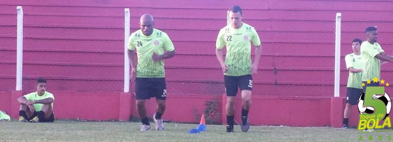 Leia mais sobre o artigo Ademilson é destaque no Baeta: “Vou honrar a camisa como sempre. A diferença é que estou com mais vontade”