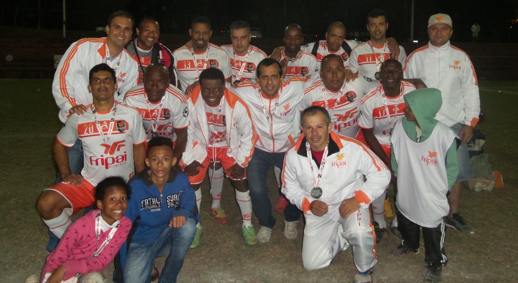 Leia mais sobre o artigo Com emoção! Fripai conquista título do futebol sete master dos Jogos Sesi: 4 a 3 sobre a Esdeva
