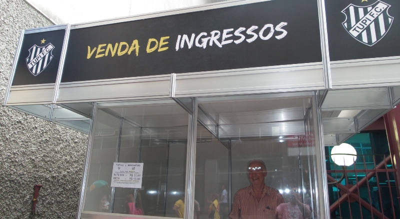 Leia mais sobre o artigo Tupi x  Bragantino: três mil ingressos à venda. Veja ônibus extras