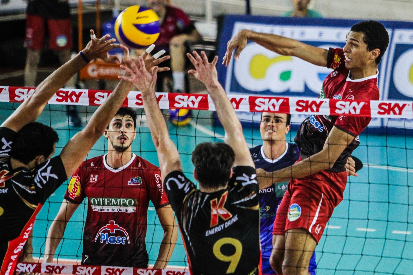 Leia mais sobre o artigo JF Vôlei e São Bernardo jogam nesta sexta em busca da primeira vitória na Superliga
