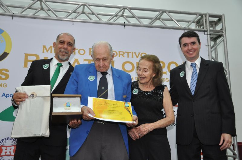 Leia mais sobre o artigo Mérito Esportivo Panathlon 2016 e Comenda Carlos de Campos  Sobrinho: a noite de gala do esporte local