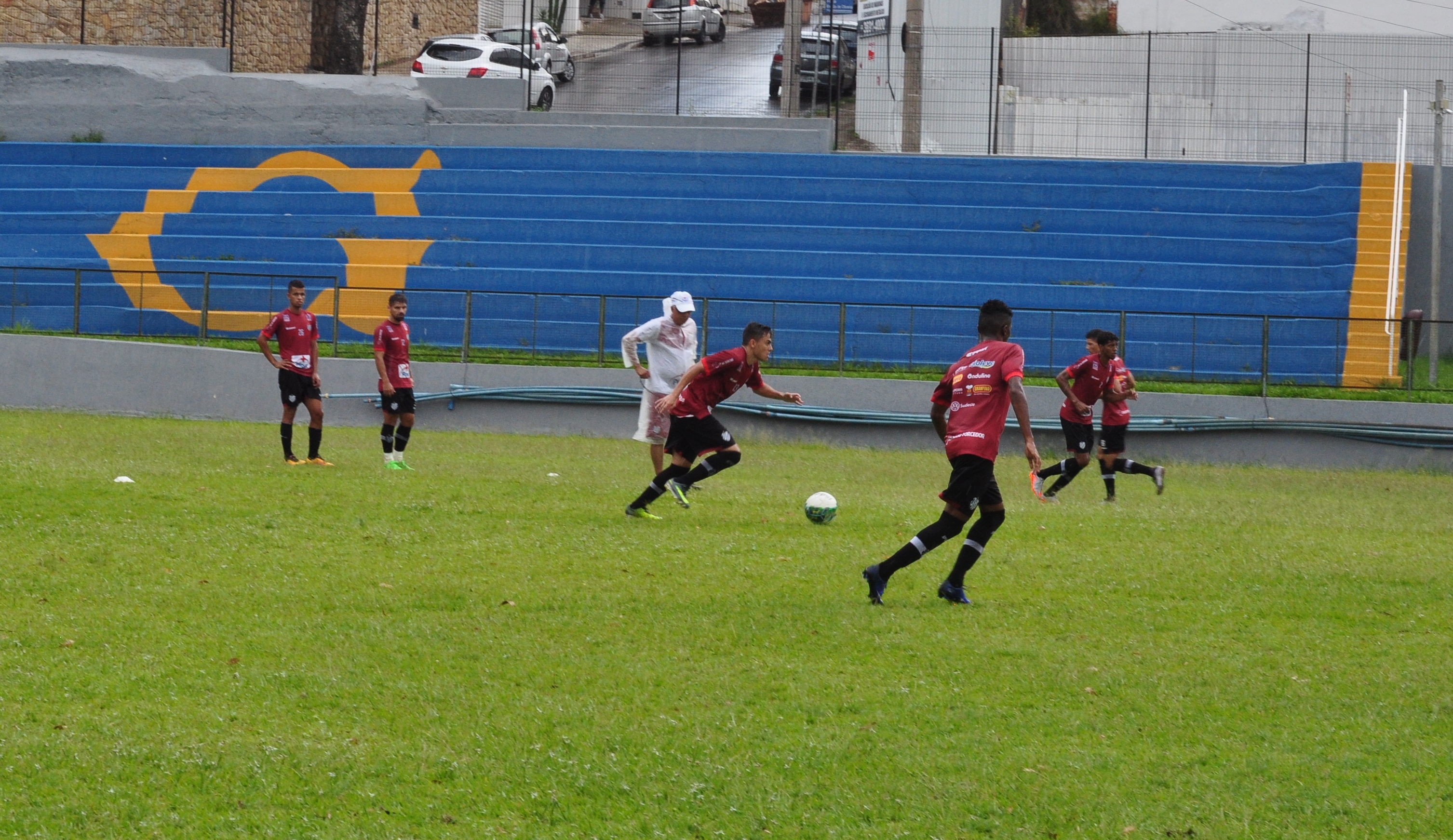 Leia mais sobre o artigo Tupi confirma: desempenho em jogos-treinos vai definir o time para estreia no Mineiro