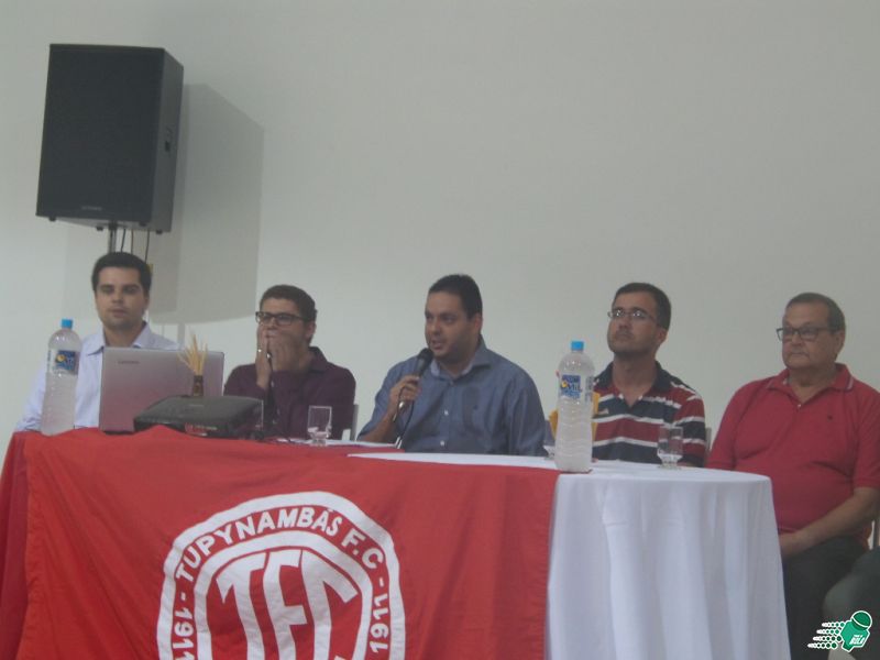 Leia mais sobre o artigo Alberto Simão garante: “Projeto não tem volta. O Tupynambás vai estar na primeira divisão de Minas”