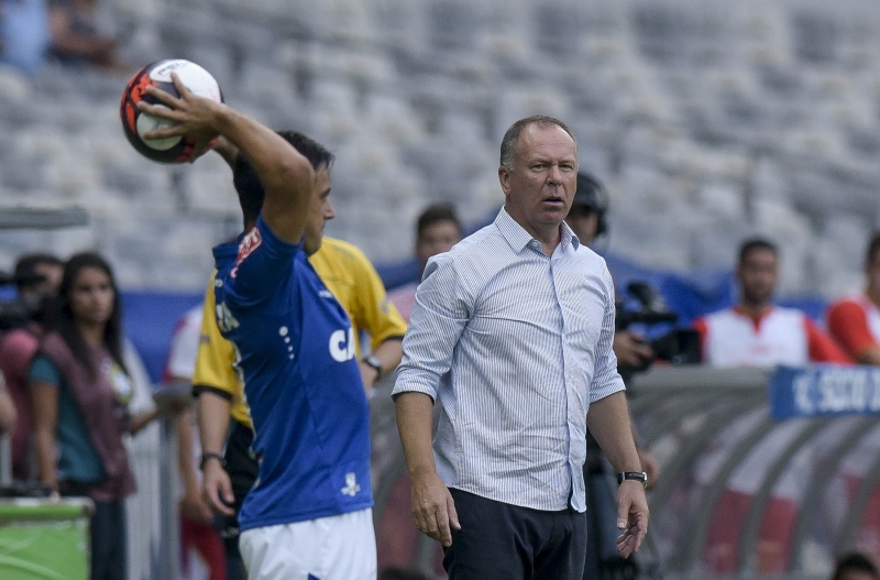 Leia mais sobre o artigo Qual Cruzeiro virá a Juiz de Fora? Com jogos um atrás do outro, Mano não antecipa formação de sábado