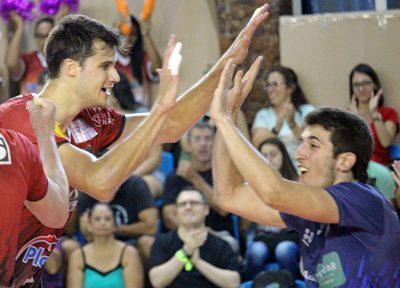 Leia mais sobre o artigo “Gigante” Renan vibra com a convocação: “Foi a minha melhor temporada, dentro e fora de quadra”