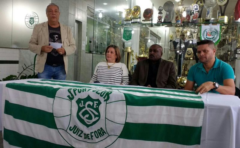 Leia mais sobre o artigo Com Josimar, Sport costura volta ao futebol. Federação nega clube na Segunda Divisão este ano