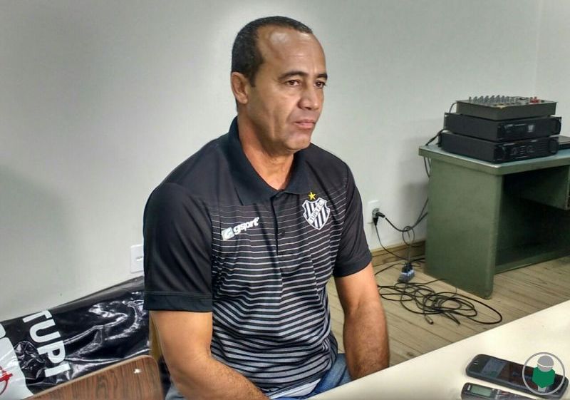 Leia mais sobre o artigo Fala, Aílton! “Estilo Botafogo, treinador x-tudo, jogador de purrinha e nunca gostei de 3-5-2”