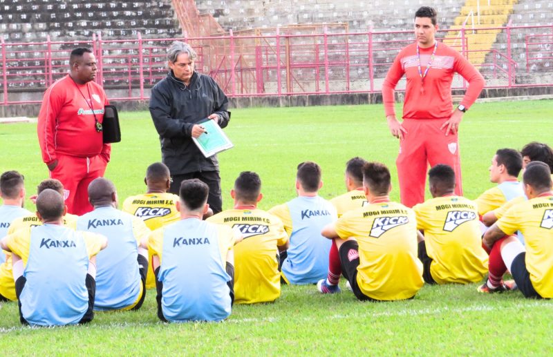 Leia mais sobre o artigo Ainda em crise pós-Rivaldo, Mogi Mirim tem técnico vai-e-volta contra o Tupi