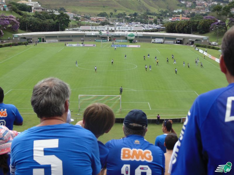 Leia mais sobre o artigo Prefeitura anuncia que Estádio Mário Helênio receberá placar eletrônico