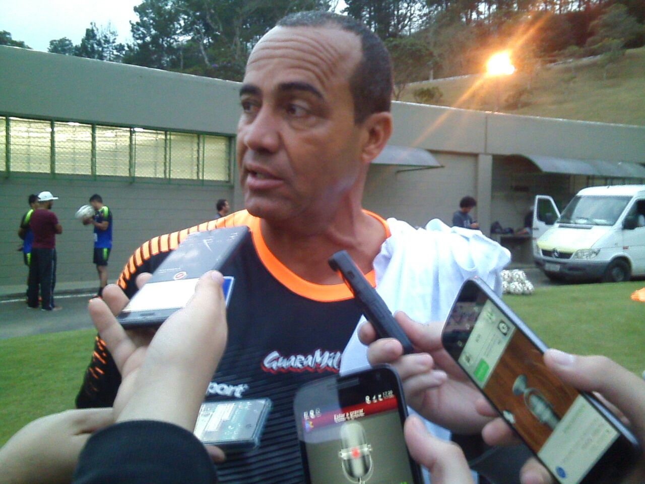 Leia mais sobre o artigo Aílton vê “desrespeito” na atitude de jogadores do Mogi.  Verba da Federação Paulista pode socorrer o clube
